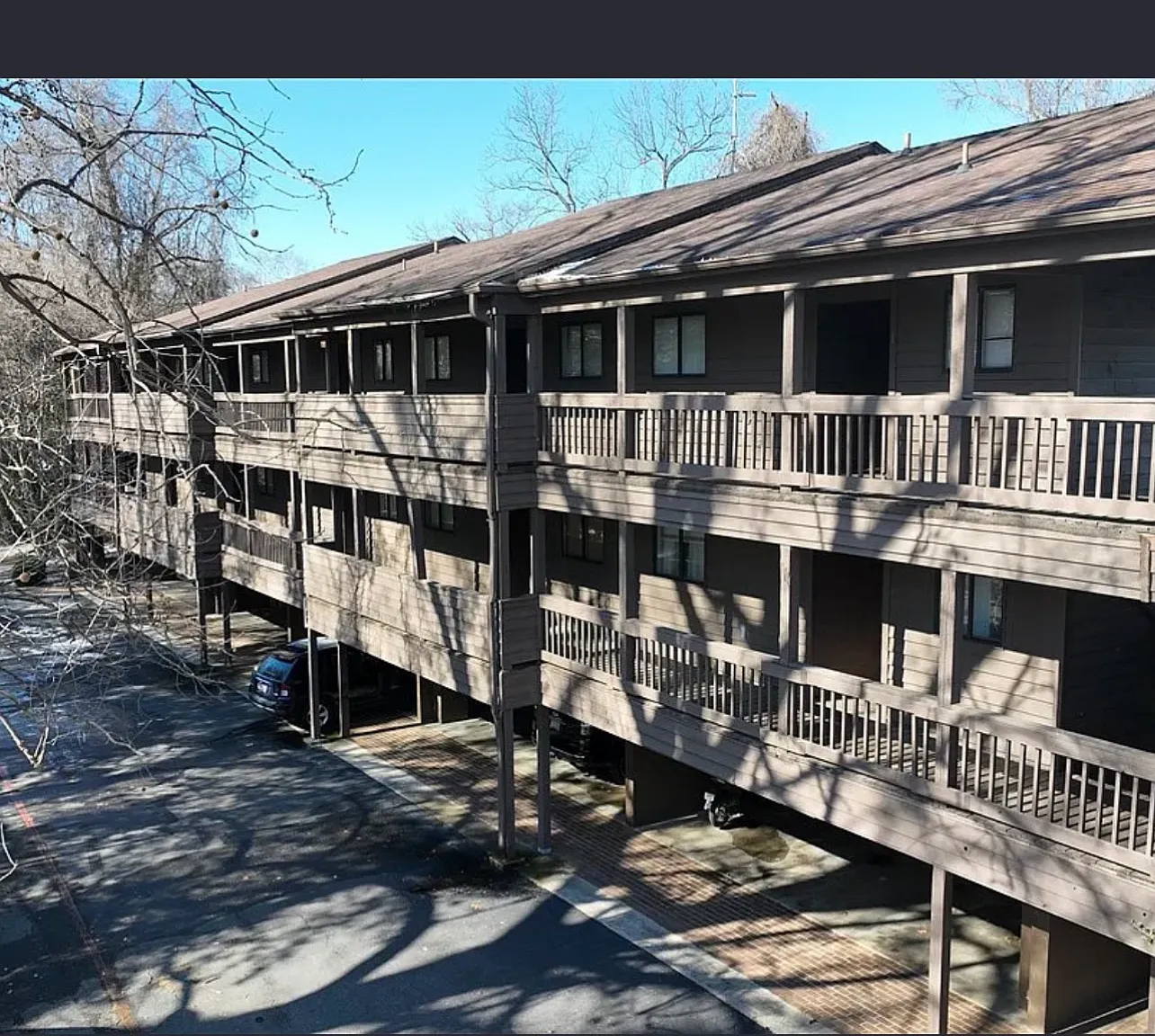 110 N Clemson Ave — Photo 1