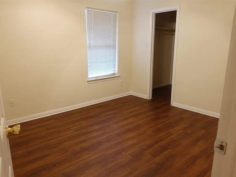 2928 Thrushwood Dr #A — Photo 32