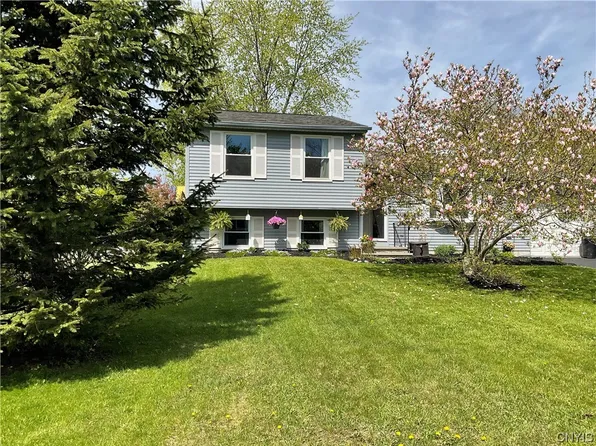 8459 Partridge Way, Clay, NY 13041