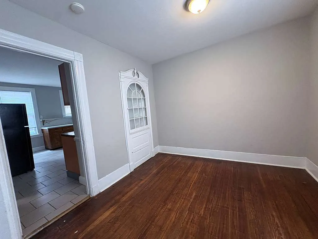4 bed, $2,150 — Photo 3