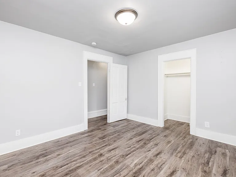189 E Merrill Ave — Photo 5