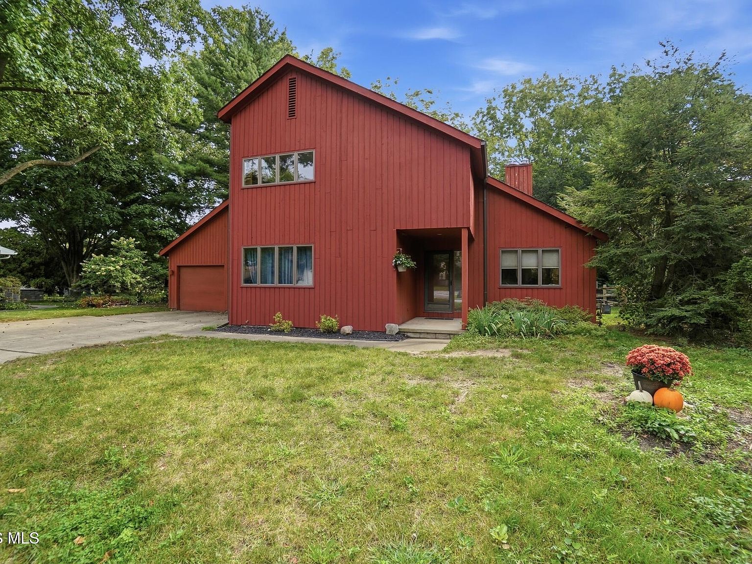 854 Country Club Dr — Bowling Green Country Club