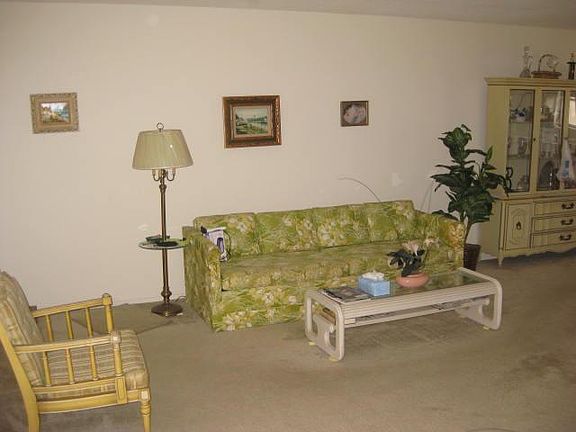 4th image of 135 Stratford J #J