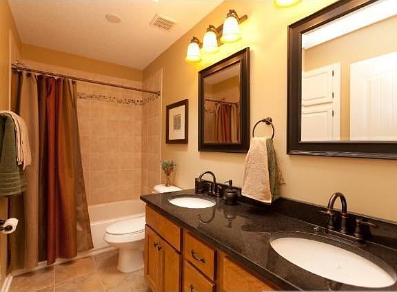 3rd image of 4251 Elizabeth Ln