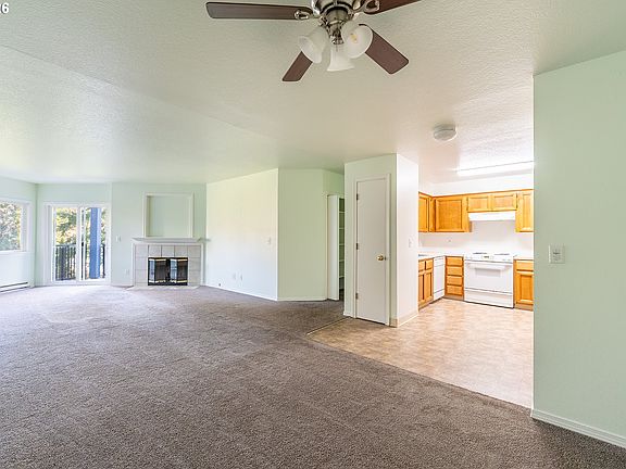 3rd image of 8720 SW Tualatin Rd APT 206