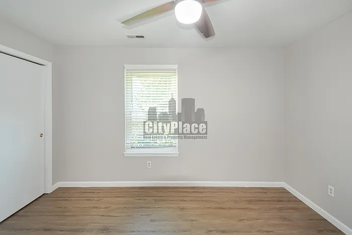 4617 Welton St — Photo 19
