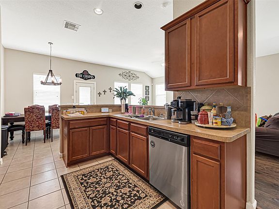 4th image of 10626 Pine Meadows Blvd
