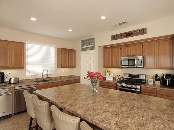 4th image of 84155 Olona Ct