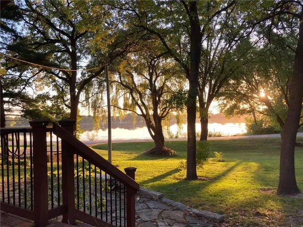 4748 Otter Lake Rd, White Bear Lake, MN 55110