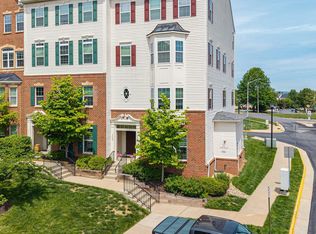 7300 Brunson Cir, Gainesville, VA 20155