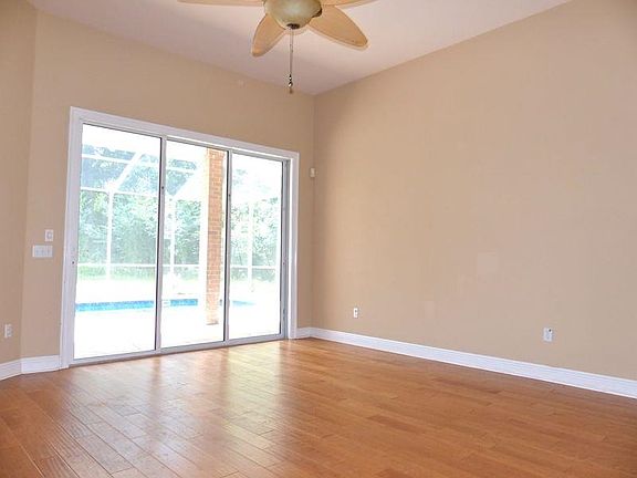 3rd image of 2708 Ashbury Ln
