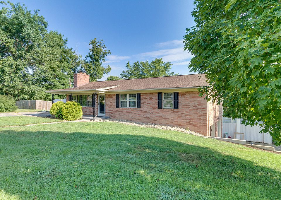 1st image of 6925 Sunstrand Dr