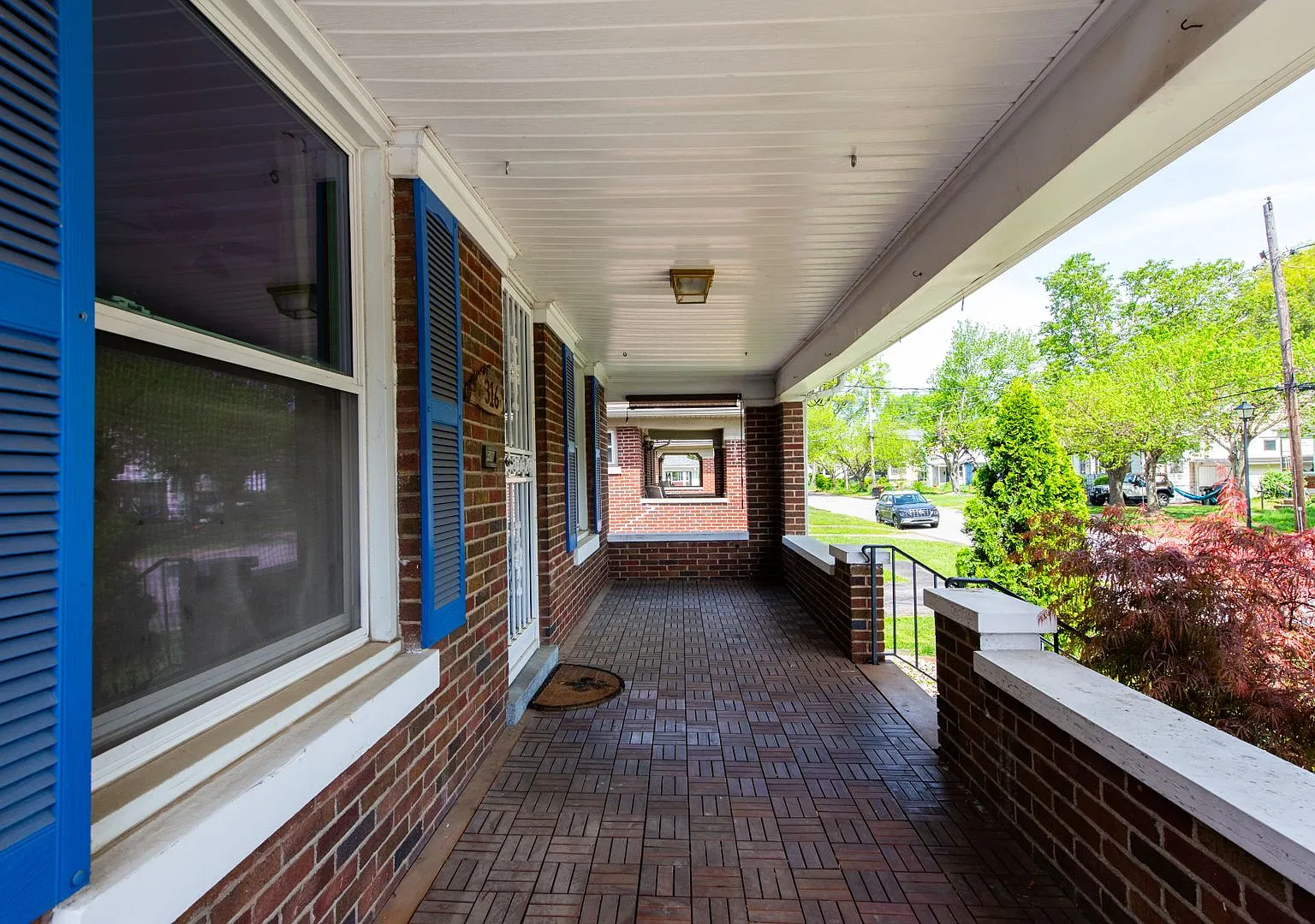 House in St. Matthews — Photo 4