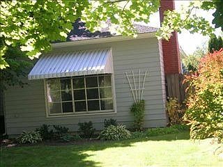 2nd image of 159 Fillmore St