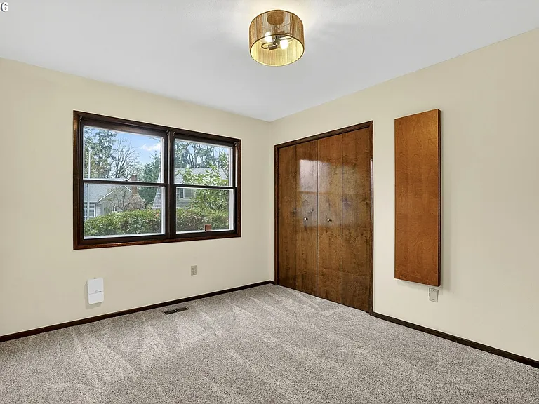 12855 SW Glenn Dr — Photo 14