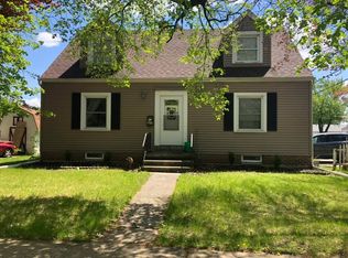 405 W 5th St, Genoa, OH