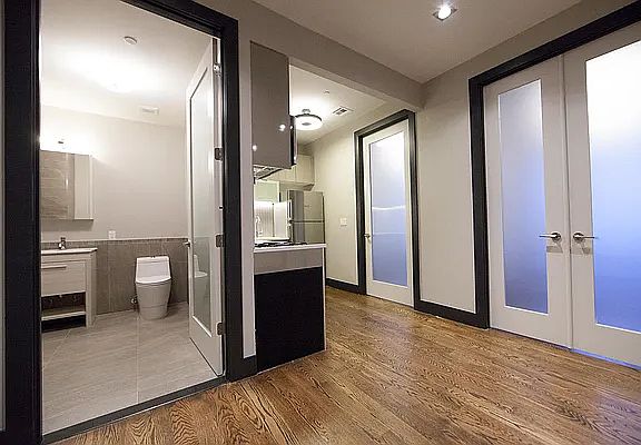 4th image of 875 De Kalb Ave #3C
