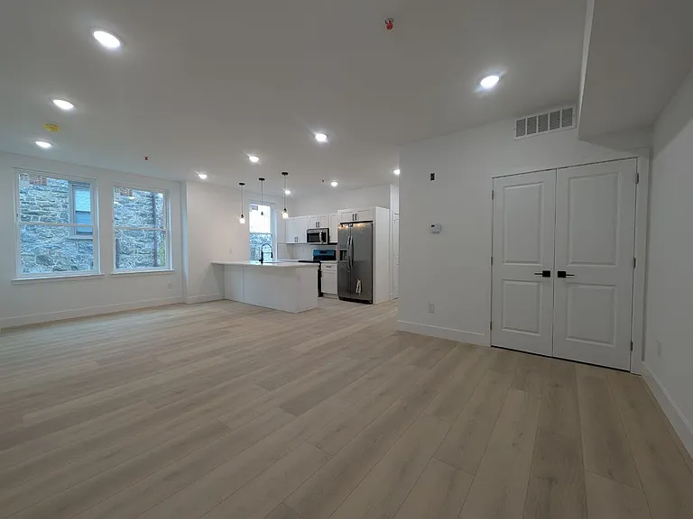 835 N 63rd St #4 — Photo 10