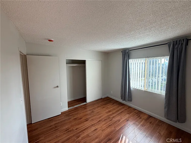 400 N Hobart Blvd #301 — Photo 11
