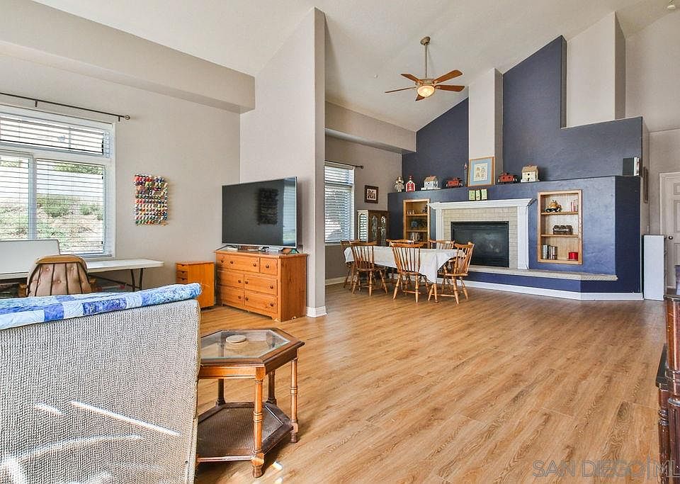 1st image of 15571 Vista Vicente Dr
