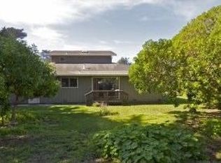 541 Cypress Ave, Moss Beach, CA 94038