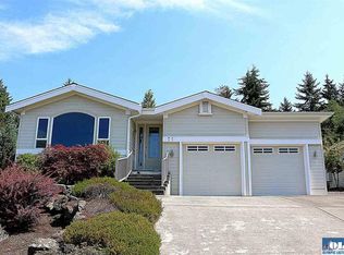 71 Sapphire Pl, Sequim, WA 98382