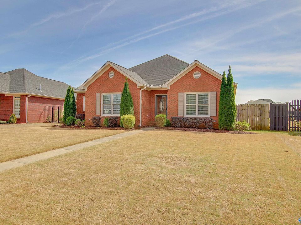 1st image of 2205 Parkplace St SE