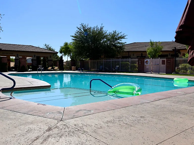10643 Tray Mountain Ave — Photo 31