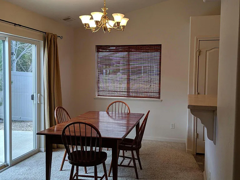 3216 Ravens Crest Dr — Photo 9