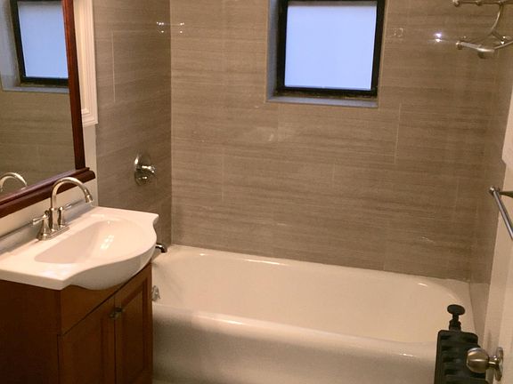4th image of 57 Chestnut St APT B1