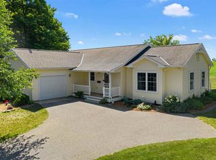 1190 Woodland Dr, Petoskey, MI 49770