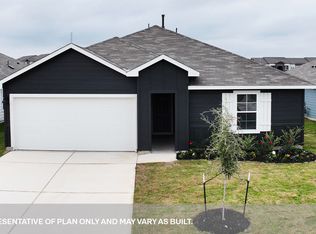 106 N Richland Dr, Lockhart, TX 78644