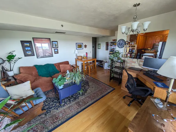 (undisclosed Address), Somerville, MA 02145