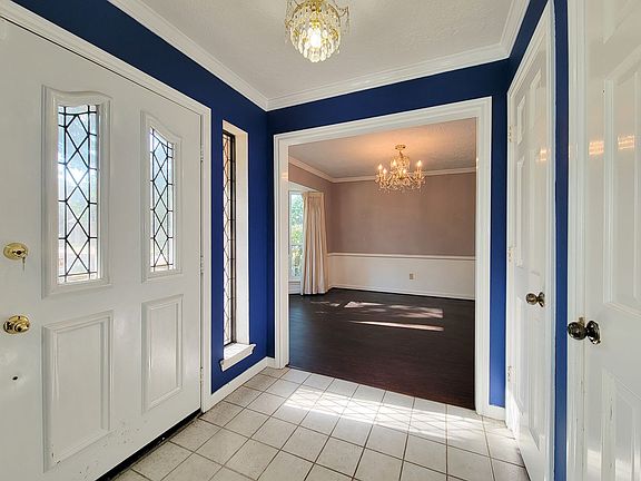 3rd image of 17326 Ponderosa Pines Dr