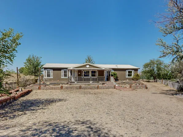 10 Sparling Ct, Los Lunas, NM 87031