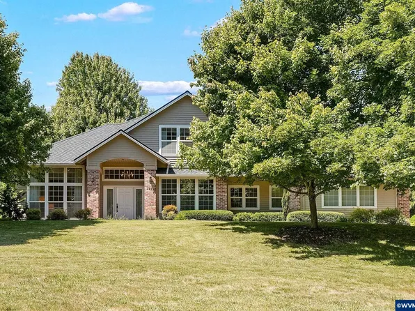 3255 Deer Lake Ct SE, Salem, OR 97317