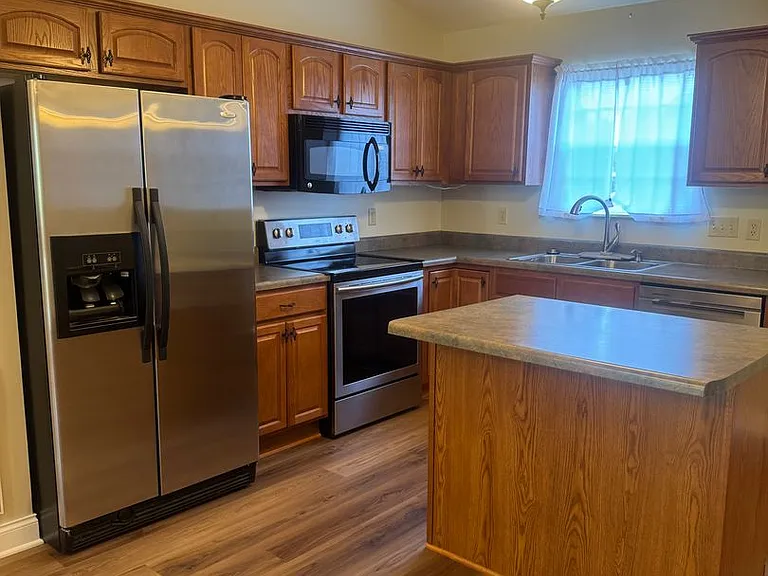 2032 Bill Hicks Dr — Photo 8