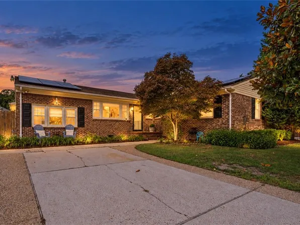821 Ray Pl, Virginia Beach, VA 23454