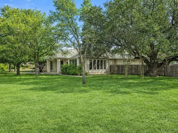 206 N Bouldin St, Hamilton, TX 76531