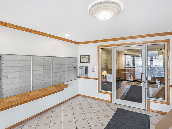 3rd image of 640 Murray Ln Unit 302