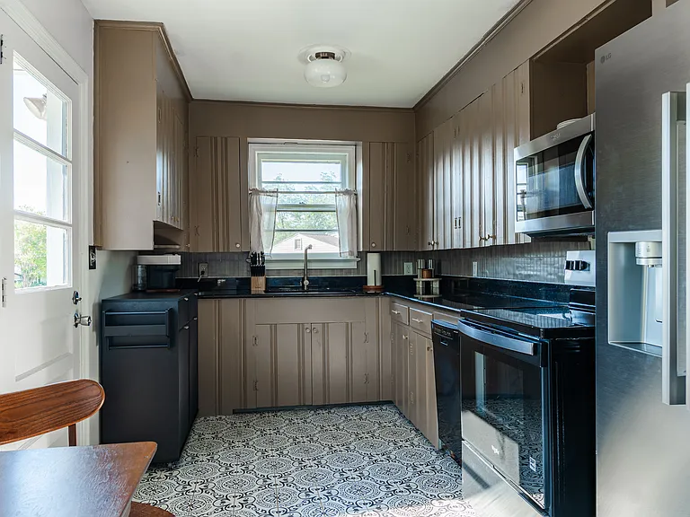 43 N Acres Dr — Photo 16