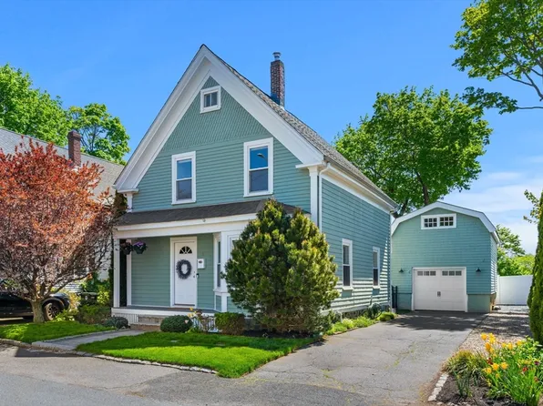 57 Crescent St, Swampscott, MA 01907