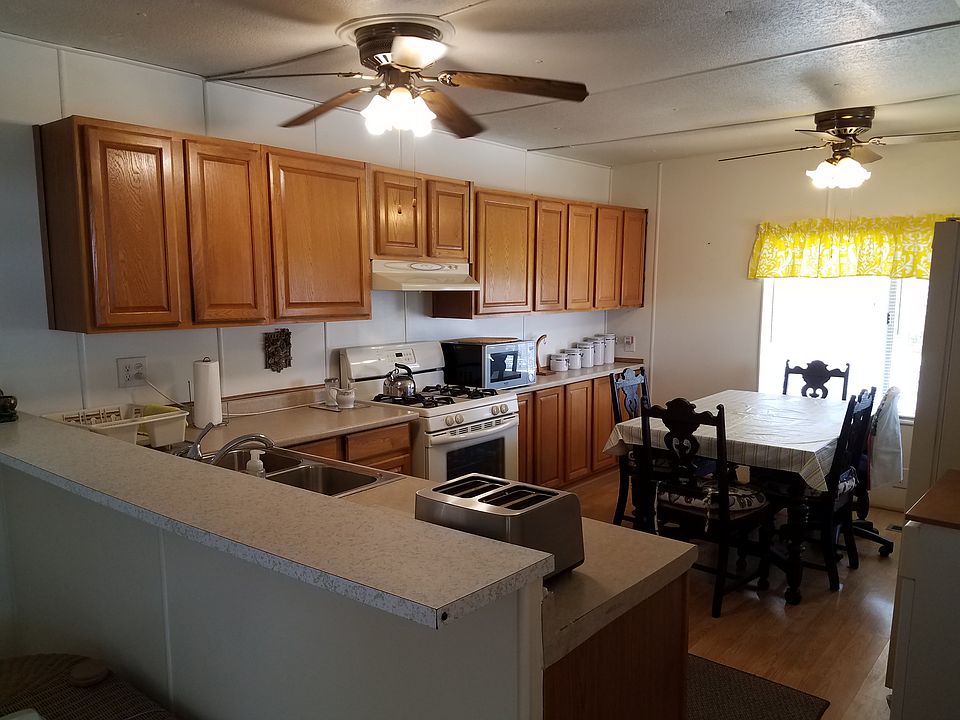 2nd image of 69530 Dillon Rd Spc 20A