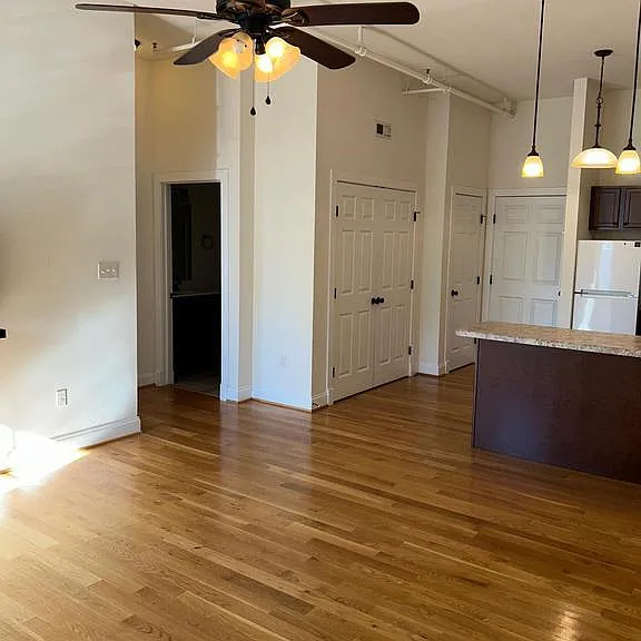 302 N Cameron St #203 — Photo 4