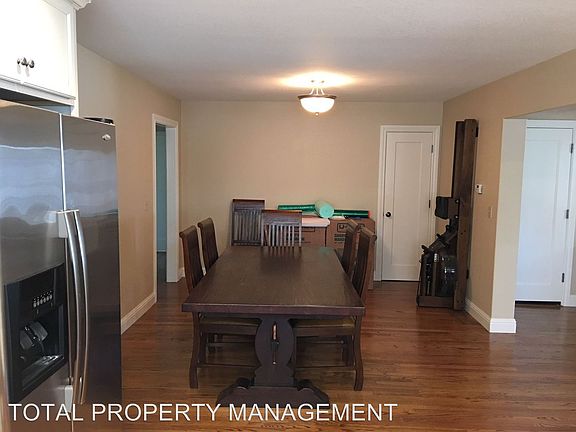 5th image of 2441 W Hedding St