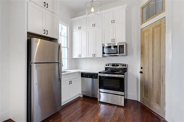 1 bed, 1.0 bath, 307 sqft, $1,125 — Photo 3