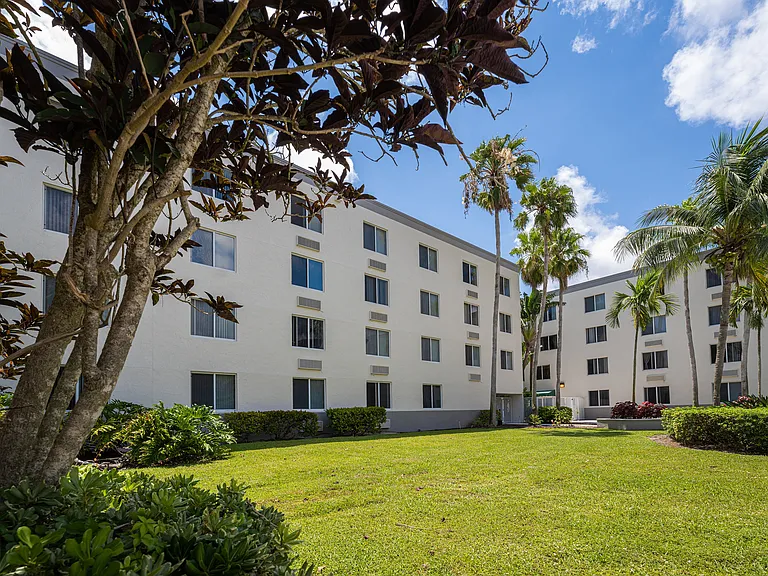 Riverview House 55+ Apartments — Photo 13