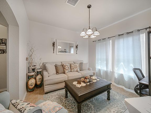 4th image of 5613 England Dr