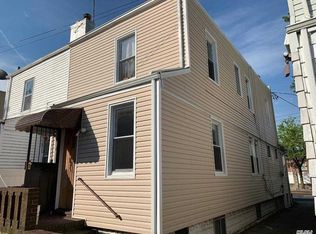 6015 69th St, Maspeth, NY 11378