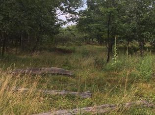 E Mt Rd, Scranton, PA 18505